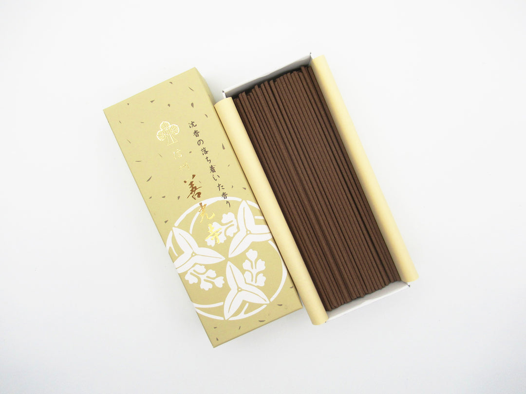 伽羅 「武家 」刻 6.57グラム 【伽羅・沈香・白檀】 信州善光寺 線香（伽羅／沈香／白檀） – 善光寺授与品オンライン